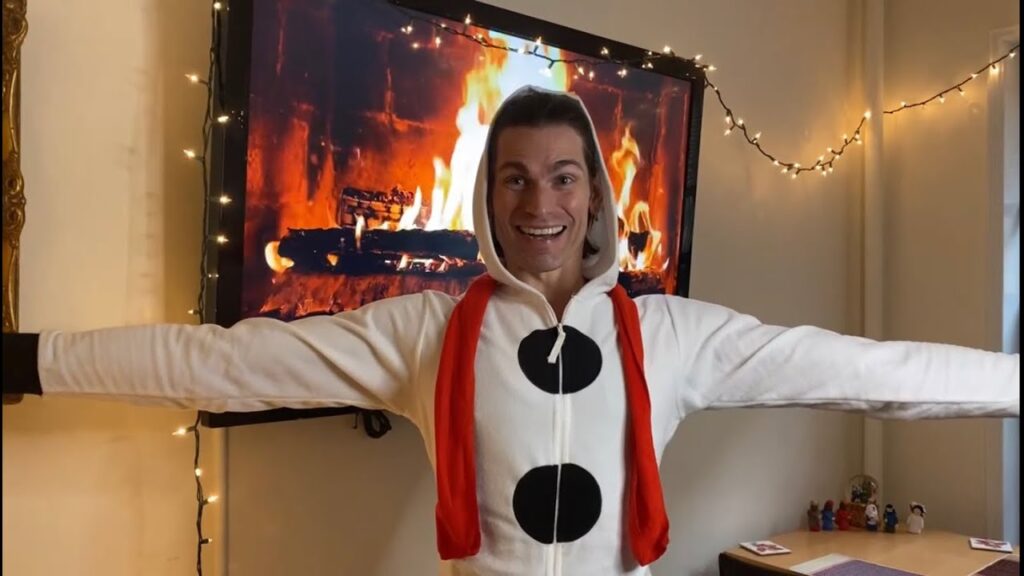 Annoyingly Fit Neighbor – A Very Annoying Christmas: Lost In New York